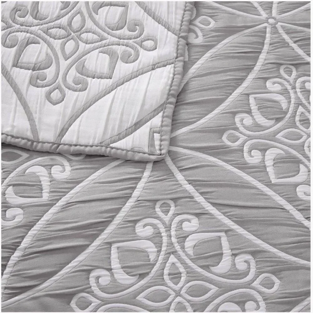 Jacquard Grey Mandala Pattern King Quilt Set Beautiful Farmhouse Cottage Design